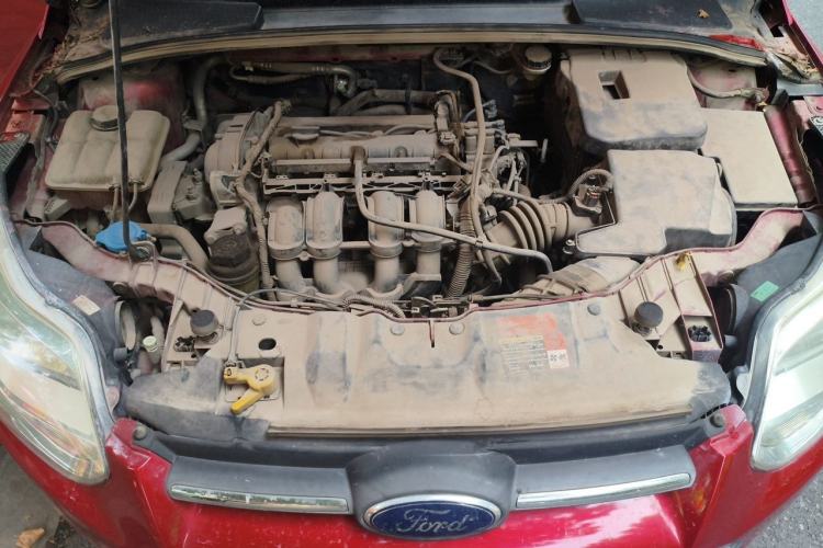 Used Ford Focus 2012 Sedan 1.6L Automatic Comfort Model Engine Bay