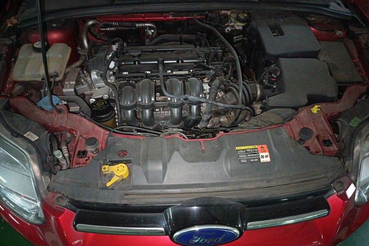 Used Ford Focus 2012 Sedan 1.6L Automatic Prestige Model Engine Bay