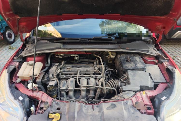 Used Ford Focus 2012 Sedan 1.6L Automatic Comfort Model Engine Bay