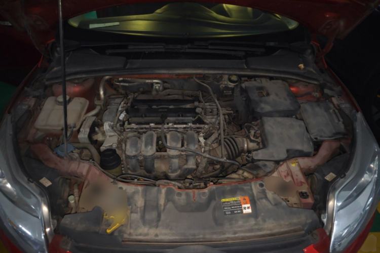 Used Ford Focus 2012 Hatchback 1.6L Automatic Fashion Edition Engine Bay