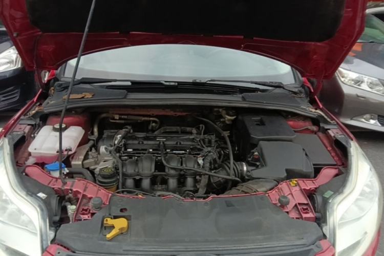 Used Ford Focus 2012 Hatchback 1.6L Automatic Comfort Model Engine Bay