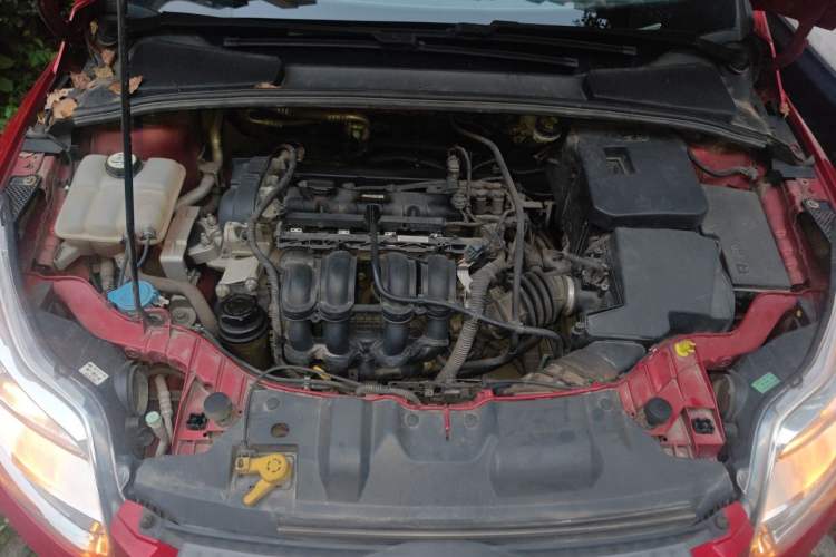 Used Ford Focus 2012 Sedan 1.6L Automatic Comfort Model Engine Bay