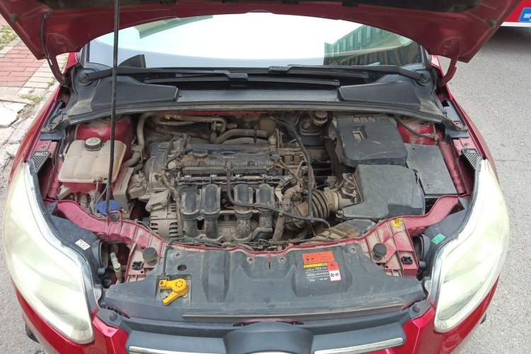 Used Ford Focus 2012 Hatchback 1.6L Manual Comfort Model Engine Bay