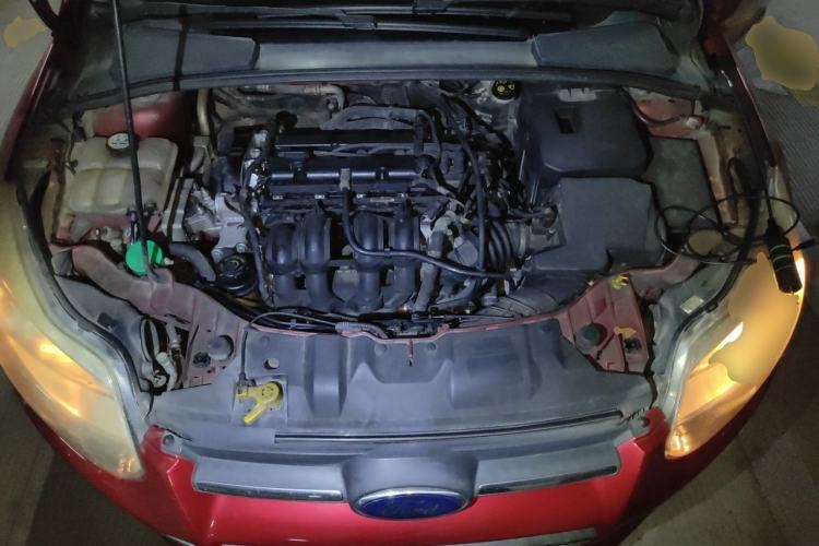 Used Ford Focus 2012 Sedan 1.6L Automatic Fashion Edition Engine Bay