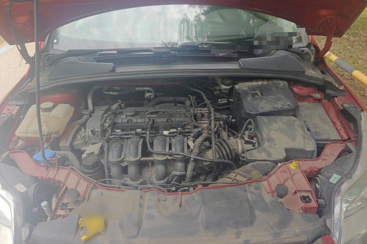 Used Ford Focus 2012 Sedan 1.6L Automatic Comfort Model Engine Bay