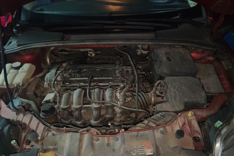Used Ford Focus 2012 Sedan 1.6L Automatic Comfort Model Engine Bay