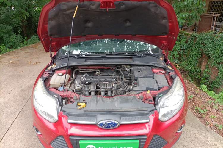 Used Ford Focus 2012 Hatchback 1.6L Automatic Fashion Edition Engine Bay