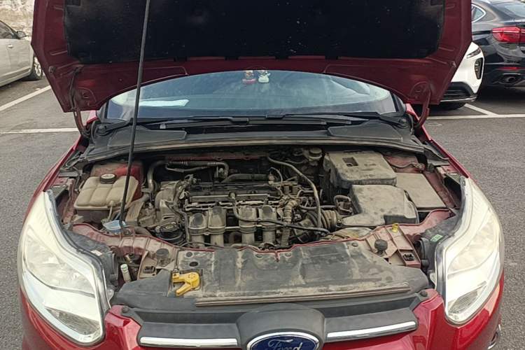 Used Ford Focus 2012 Hatchback 1.6L Automatic Fashion Edition Engine Bay
