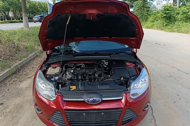 Used Ford Focus 2012 Hatchback 1.6L Automatic Fashion Edition Engine Bay