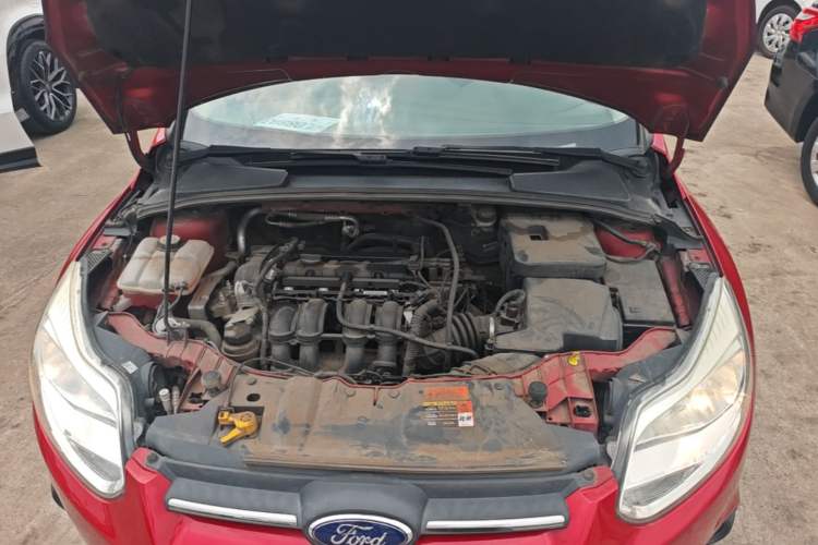 Used Ford Focus 2012 Sedan 1.6L Automatic Comfort Model Engine Bay