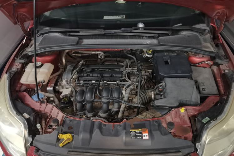 Used Ford Focus 2012 Hatchback 1.6L Automatic Fashion Edition Engine Bay