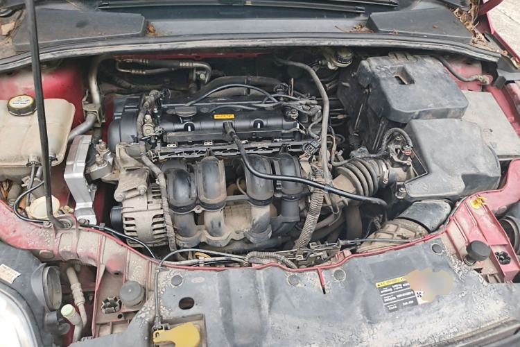Used Ford Focus 2012 Hatchback 1.6L Manual Comfort Model Engine Bay