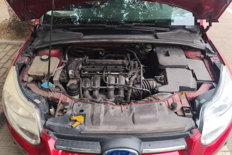 Used Ford Focus 2012 Sedan 1.6L Automatic Fashion Edition Engine Bay