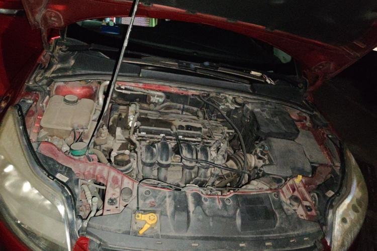 Used Ford Focus 2012 Hatchback 1.6L Automatic Comfort Model Engine Bay