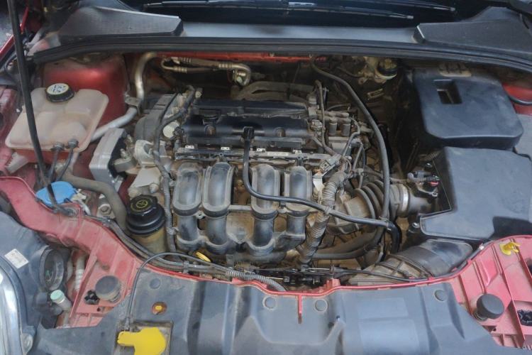 Used Ford Focus 2012 Hatchback 1.6L Automatic Fashion Edition Engine Bay