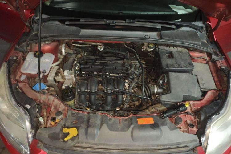 Used Ford Focus 2012 Hatchback 1.6L Automatic Fashion Edition Engine Bay