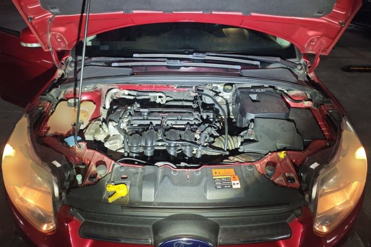 Used Ford Focus 2012 Hatchback 1.6L Manual Fashion Edition Engine Bay