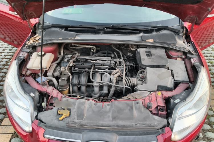 Used Ford Focus 2012 Hatchback 1.6L Automatic Comfort Model Engine Bay