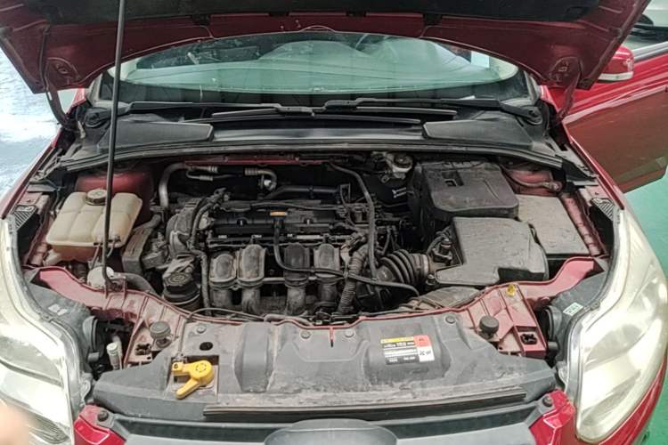 Used Ford Focus 2012 Hatchback 1.6L Automatic Fashion Edition Engine Bay