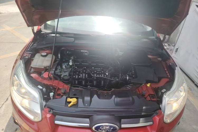 Used Ford Focus 2012 Hatchback 1.6L Automatic Comfort Model Engine Bay