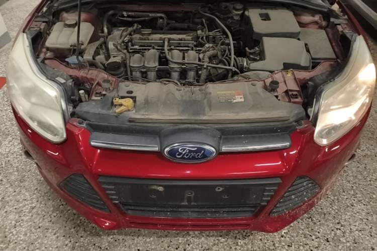 Used Ford Focus 2012 Hatchback 1.6L Automatic Fashion Edition Engine Bay