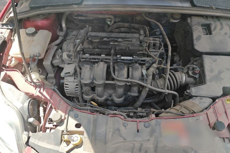 Used Ford Focus 2012 Hatchback 1.6L Manual Comfort Model Engine Bay