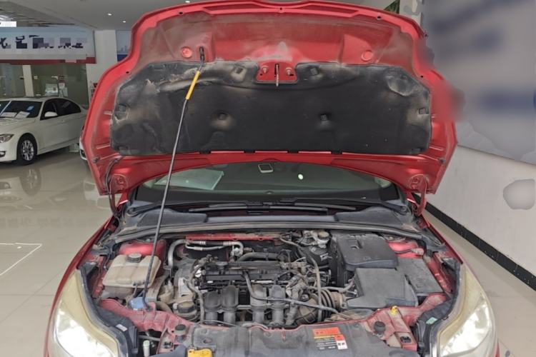 Used Ford Focus 2012 Sedan 1.6L Automatic Fashion Edition Engine Bay