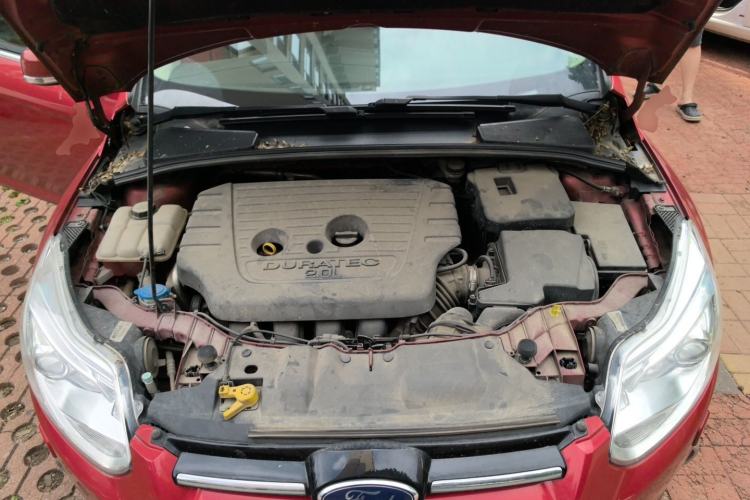 Used Ford Focus 2012 Sedan 2.0L Automatic Flagship Model Engine Bay