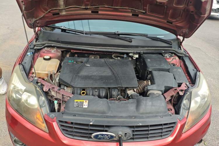Used Ford Focus 2012 Hatchback Classic 1.8L Manual Fashion Edition Engine Bay