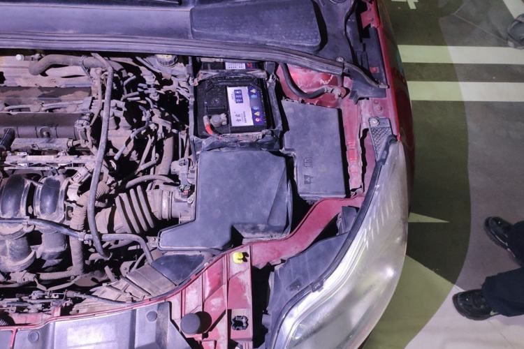 Used Ford Focus 2012 Sedan 1.6L Automatic Comfort Model Engine Bay Left