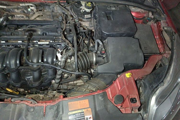 Used Ford Focus 2012 Hatchback 1.6L Automatic Comfort Model Engine Bay Left