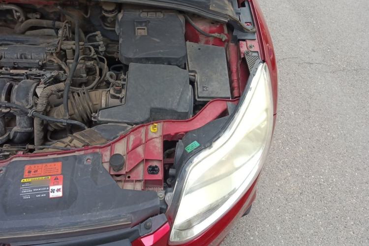 Used Ford Focus 2012 Hatchback 1.6L Manual Comfort Model Engine Bay Left