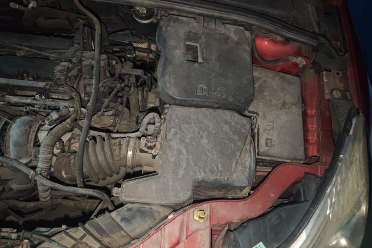Used Ford Focus 2012 Sedan 1.6L Automatic Comfort Model Engine Bay Left