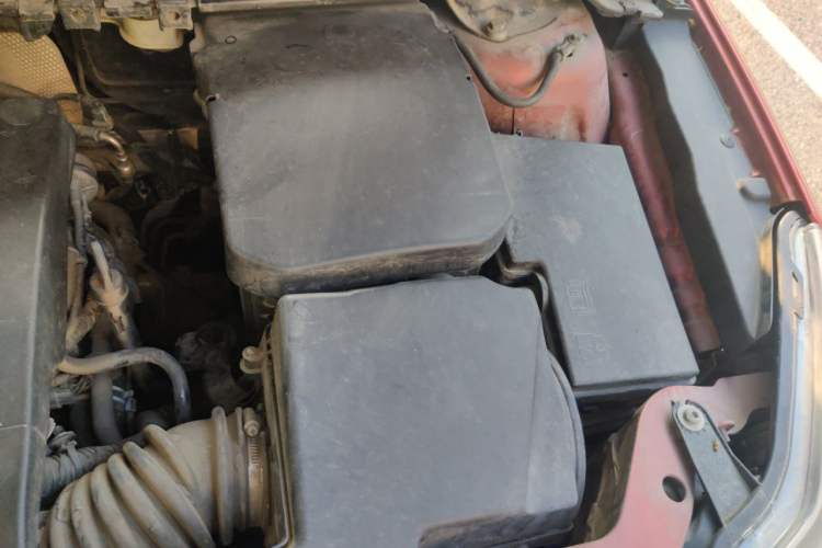 Used Ford Focus 2012 Hatchback Classic 1.8L Automatic Fashion Edition Engine Bay Left