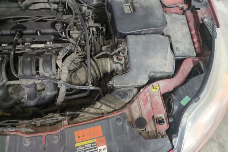Used Ford Focus 2012 Hatchback 1.6L Automatic Comfort Model Engine Bay Left
