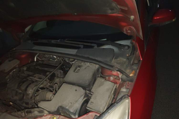 Used Ford Focus 2012 Sedan 1.6L Automatic Comfort Model Engine Bay Left