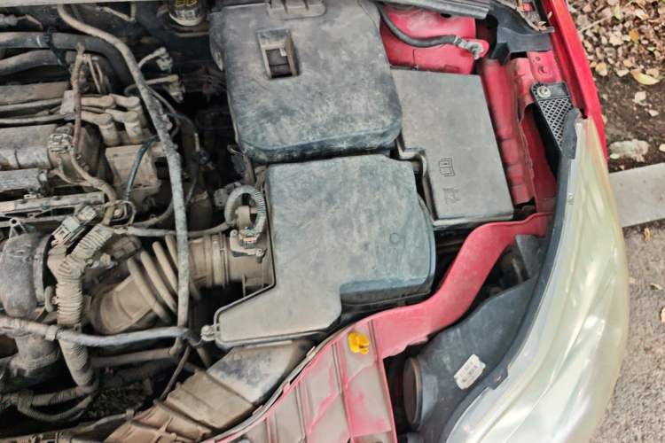 Used Ford Focus 2012 Hatchback 1.6L Manual Comfort Model Engine Bay Left