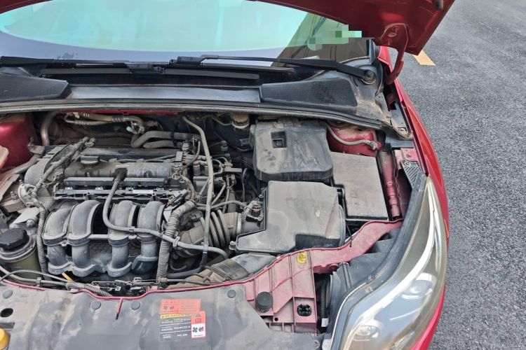 Used Ford Focus 2012 Sedan 1.6L Automatic Fashion Edition Engine Bay Left