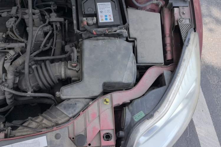 Used Ford Focus 2012 Sedan 1.6L Automatic Fashion Edition Engine Bay Left
