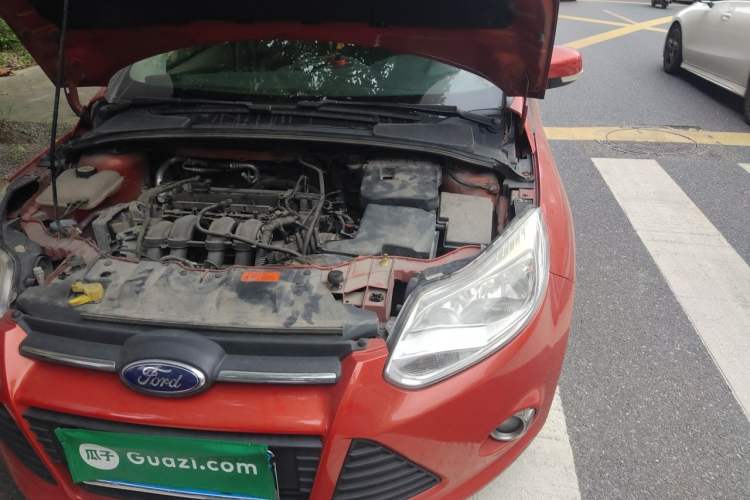 Used Ford Focus 2012 Hatchback 1.6L Manual Fashion Edition Engine Bay Left