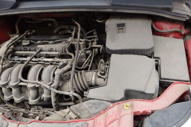 Used Ford Focus 2012 Hatchback 1.6L Automatic Fashion Edition Engine Bay Left