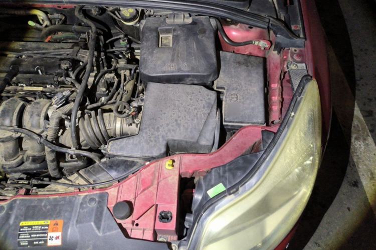 Used Ford Focus 2012 Sedan 1.6L Automatic Fashion Edition Engine Bay Left