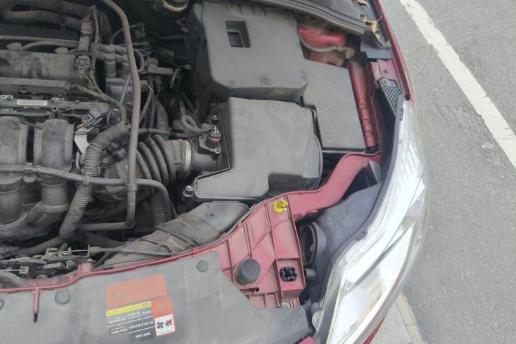 Used Ford Focus 2012 Hatchback 1.6L Automatic Comfort Model Engine Bay Left