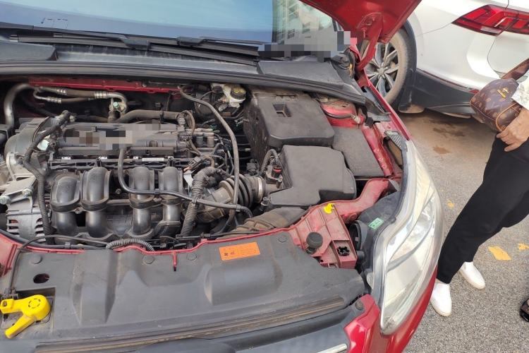 Used Ford Focus 2012 Sedan 1.6L Manual Fashion Edition Engine Bay Left
