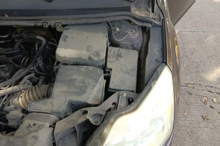 Used Ford Focus 2012 Sedan Classic 1.8L Automatic Base Model Engine Bay Left