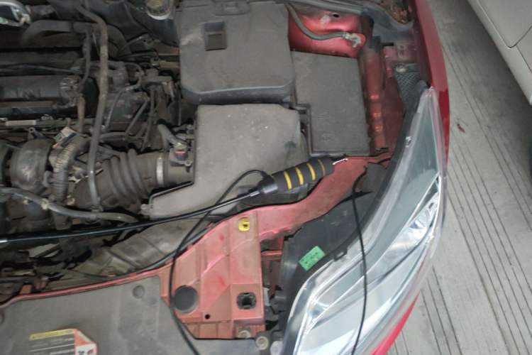 Used Ford Focus 2012 Hatchback 1.6L Automatic Comfort Model Engine Bay Left