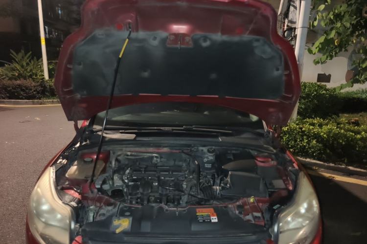 Used Ford Focus 2012 Hatchback 1.6L Automatic Comfort Model Engine Bay