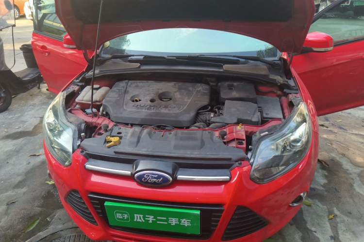 Used Ford Focus 2012 Hatchback 2.0L Automatic Luxury Sport Model Engine Bay