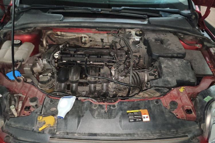Used Ford Focus 2012 Hatchback 1.6L Automatic Fashion Edition Engine Bay