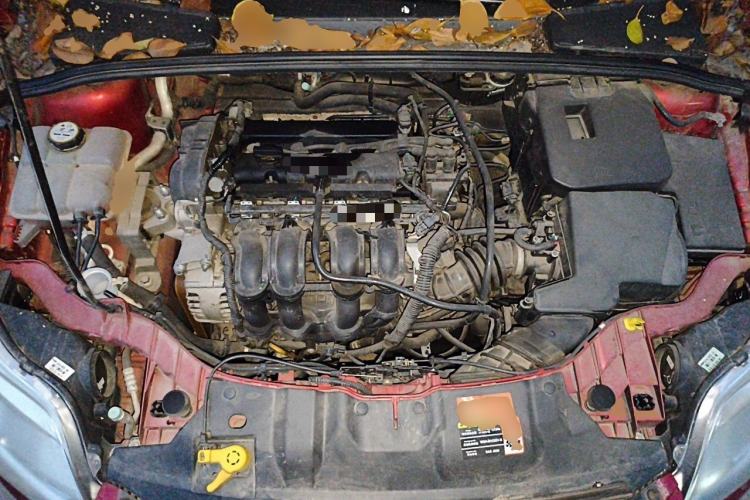 Used Ford Focus 2012 Sedan 1.6L Manual Fashion Edition Engine Bay